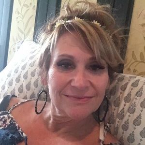 Meet your Posher, Rita